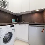 No8 Spacious Center Апартаменты Братислава